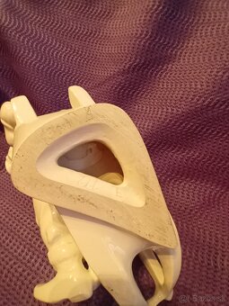 Soška sankujúce deti - 6