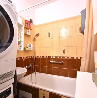 PREDANÉ / EXKLUZÍVNE / 2 IZBOVÝ BYT, BALKÓN, KEŽMAROK - 6