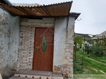 Chalupa s letnou kuchyňou a pivnicou v tichej obci Plášťov - 6