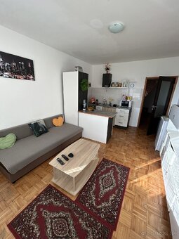 Prenajom garzónka - Etapa - 6