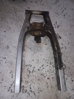 Honda nx 650 dominator diely - 6