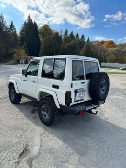 Toyota Land cruiser  HZJ 71 - 6
