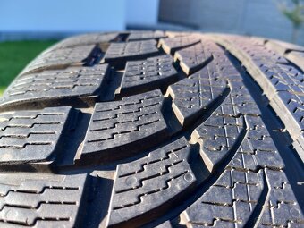 235/40 r18 zimne pneumatiky - 6