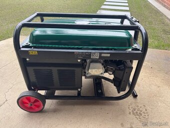 Predám málo používanú elektrocentralu Parkside PSE 2800 A1 K - 6