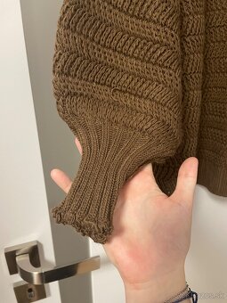 Hnedý pletený sveter - 6