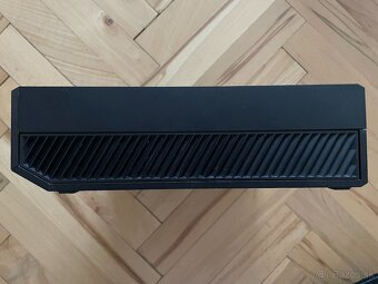 XBOX ONE 500GB + ovladac + hry - 6