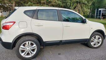 Nissan quashqai 4 x 4 , 2.0 dci - 6