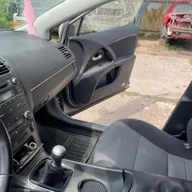 Toyota Avensis T27 2009 2.2 d4d 110kw - 6