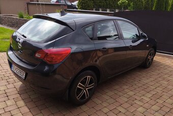 Opel Astra J 74kw r.v.2012 - 6
