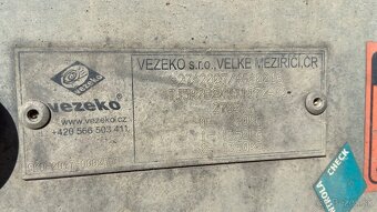 Prívesných vozík brzdený VEZEKO - 6