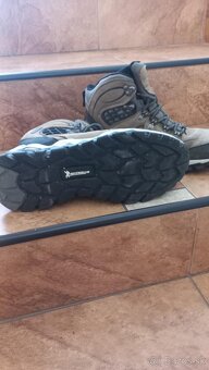 Predám outdoorovú obuv VM s membránou, veľ. 40 - 6