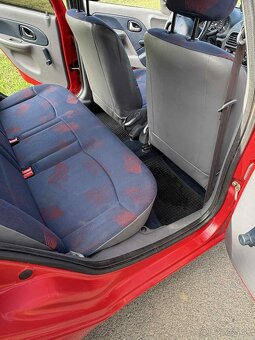 Predám Renault clio 2, 1.2 benzin - 6