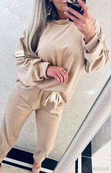 Damska talianska velurova suprava beige - 6