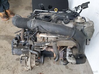 škoda octavia 2 agregát 1,9 TDI 77 KW,kod:BXE - 6