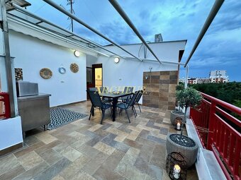 3-IZBOVÝ APARTMÁN S TERASOU S VÝHĽADOM NA MORE, ALBÁNSKO - 6