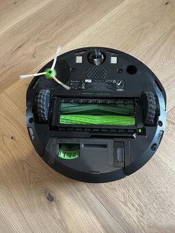 Roomba i7+ s dokovacou stanicou - 6