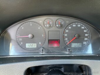 Vw Transporter T5 1,9TDI - 6