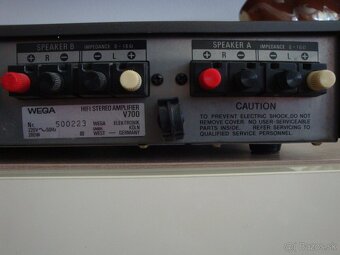 Vintage Wega V700 - 6