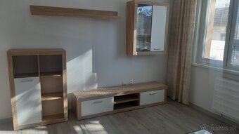 SENEC - CENTRUM: NA PREDAJ zariadený 1-izbový byt s loggiou. - 6