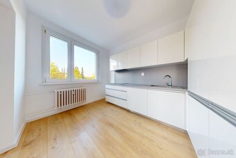 TOP PONUKA, Úplne nová rekonštrukcia 3 izb. bytu na začiatk - 6