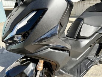 Honda ADV350 - 6