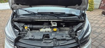 Renault Trafic 2.0 - 6