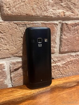 Samsung GT-S5610 tlačítkový mobil, nová baterka, krásny stav - 6
