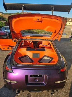 Nissan 350Z - 6