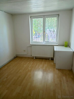 Prenájom pekný veľký 4 iz RD , terasa, krb, záhrada - 6