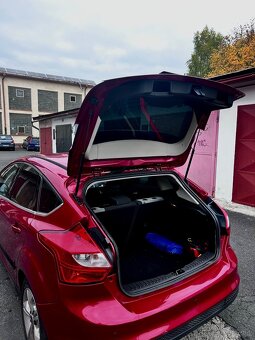 FORD focus 2012 hatchback - 6