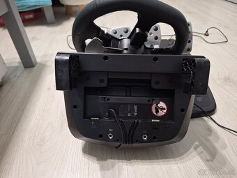 Logitech G920 Driving Force s pedálmi - 6