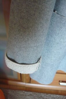 dámsky kabátik s kapucou - 6