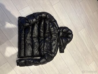 Moncler - 6
