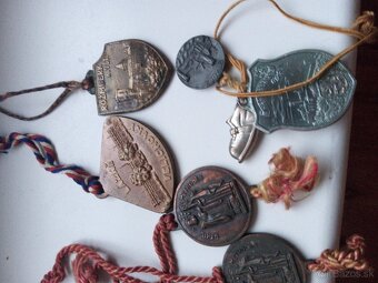 Turistické prívesky.Stitky. - 6