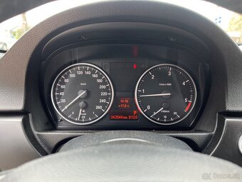 Predám BMW e91 318d LCI - 6