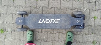 Elektrický skejt LATIE - 6