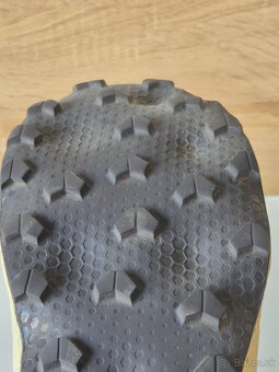 Predám bežecké tenisky Salomon Ultra Glide 3 - 6