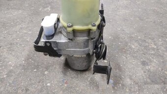 Proace Spacetourer Traveller Jumpy Vivaro - Servo čerpadlo - 6