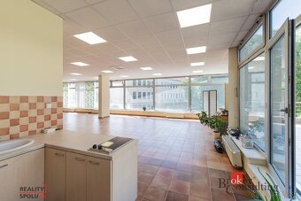 Na predaj Polyfunkčný obchodný priestor Banská Bystrica, CE - 6