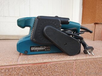 MAKITA 9911 na súčiastky - 6