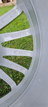 R17 5x100 + 215/45r17 letne škoda - 6