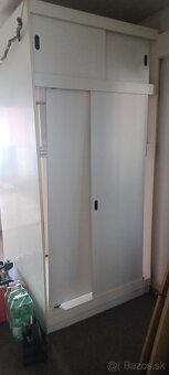 Darujem za odvoz a rozobratie skriňu - 6