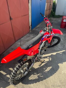 HONDA CRF 250 R - 6