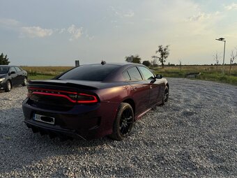 Dodge Charger 2022 - 6