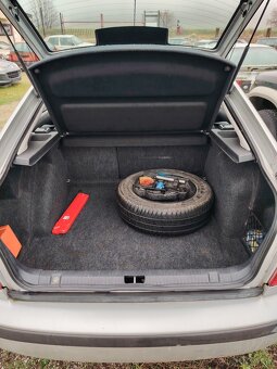 Škoda Octavia 1.6 benzín,75kw - 6