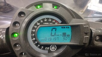 YAMAHA FZ6-S FAZER 600R - 6