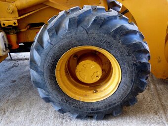 JCB 2CX - 6