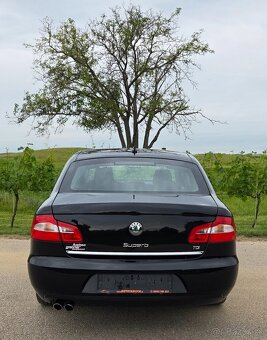 Škoda Superb 2.0 TDI 103KW/140 koní R.V.09/2010 - 6