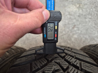 185/60 r15 zimné 4 ks FALKEN dezén 8,2 - 7,2 mm - 6