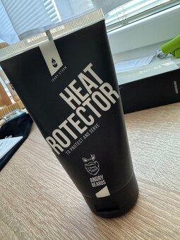 Žehlička na bradu Beard Straightener - 6